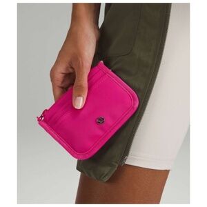 Lululemon True Identity Card Case Sonic Pink